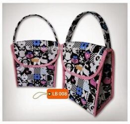 Tas Souvenir / Goody Bag Dan Kaos Lucu Untuk Souvenir Ulang Tahun Anak